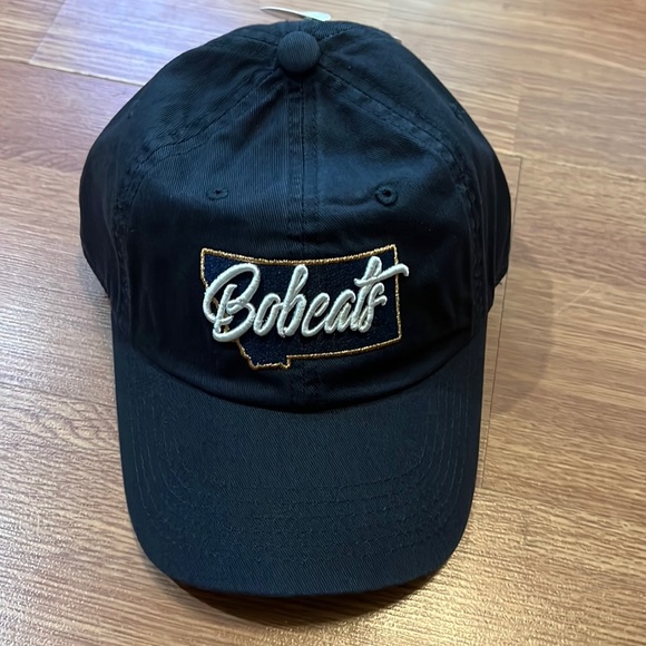 Womens hat - Picture 1 of 3